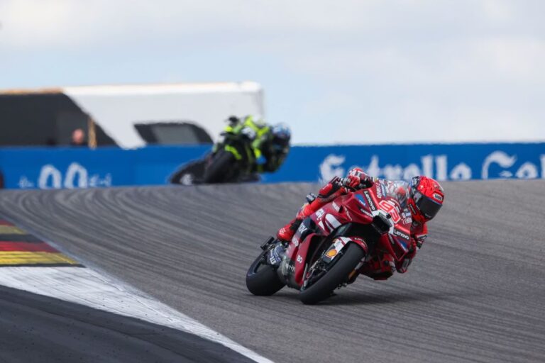 mark-markes-vyigral-gonku-motogp-v-germanii-ogura-vtoroj-raul-fernandes-tretij_1783860366873008714